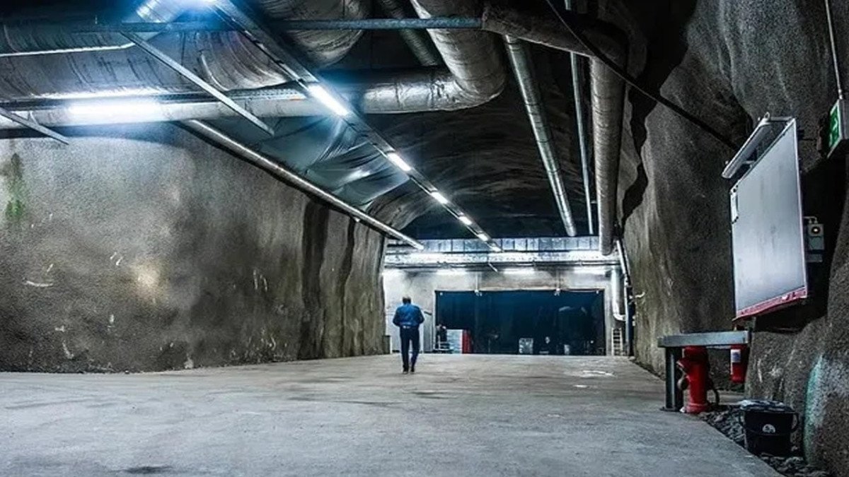 No problem even if World War III breaks out.. Luxury bunkers are being prepared for billionaires!
