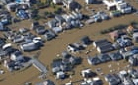 At least four people killed in Japan as typhoon Dujuan triggers heavy rain, landslides