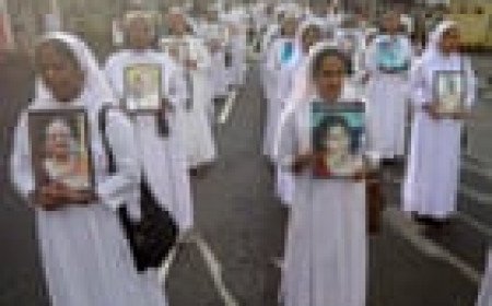Sri Lanka Easter bombings: 15 sentenced to hundreds of years in prison each over deadly terror attacks