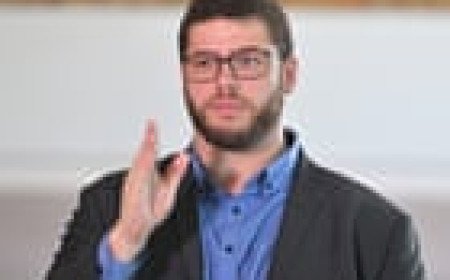 Embattled Greens senator Jordon Steele-John confirms leave from parliament after allegations against him made public