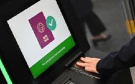 Roll-out begins for passport-free airport e-gates