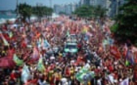 More than one million Lula supporters rally on eve of Brazilian election runoff