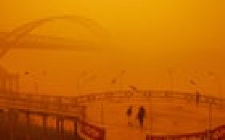 Indonesia fights fire with dry ice as toxic haze spreads across region
